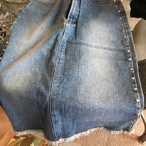Long mini skirt size 5/6 frayed hem !